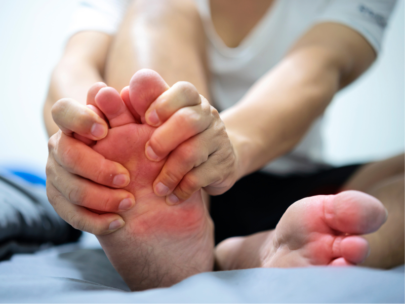Finger & Toe Pain Causes & Symptoms